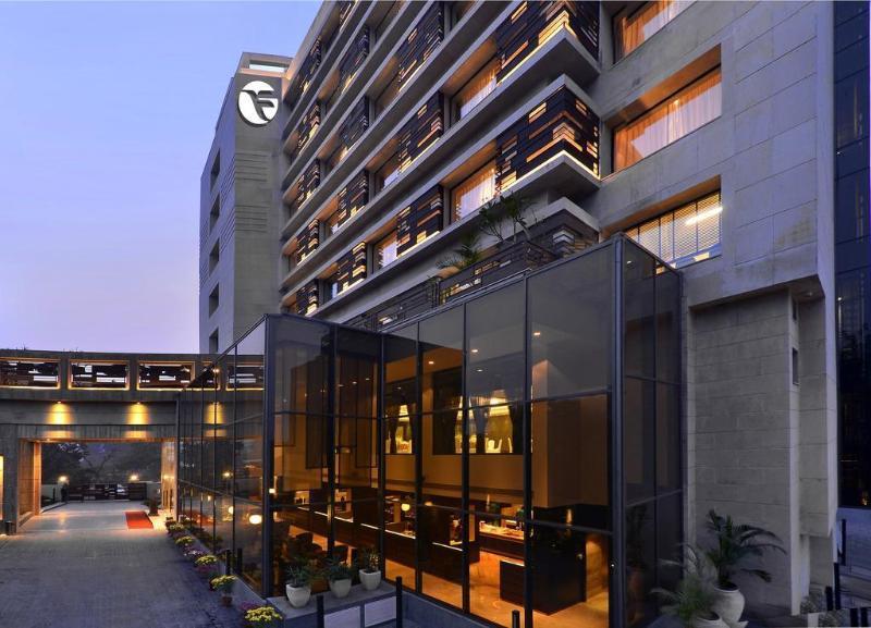 Fortune Sector 27, Noida - Member Itc Hotels' Group Exterior foto
