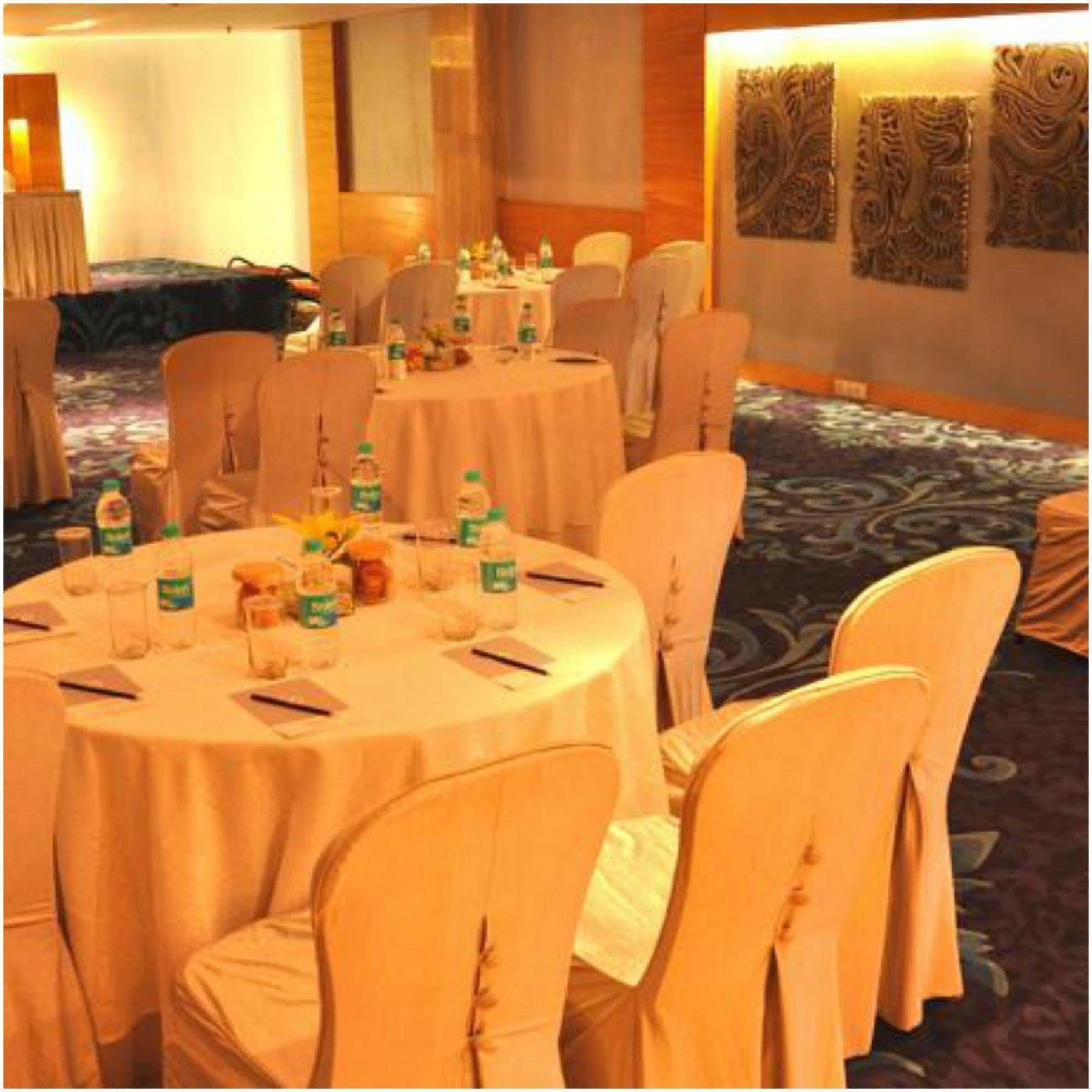 Fortune Sector 27, Noida - Member Itc Hotels' Group Exterior foto