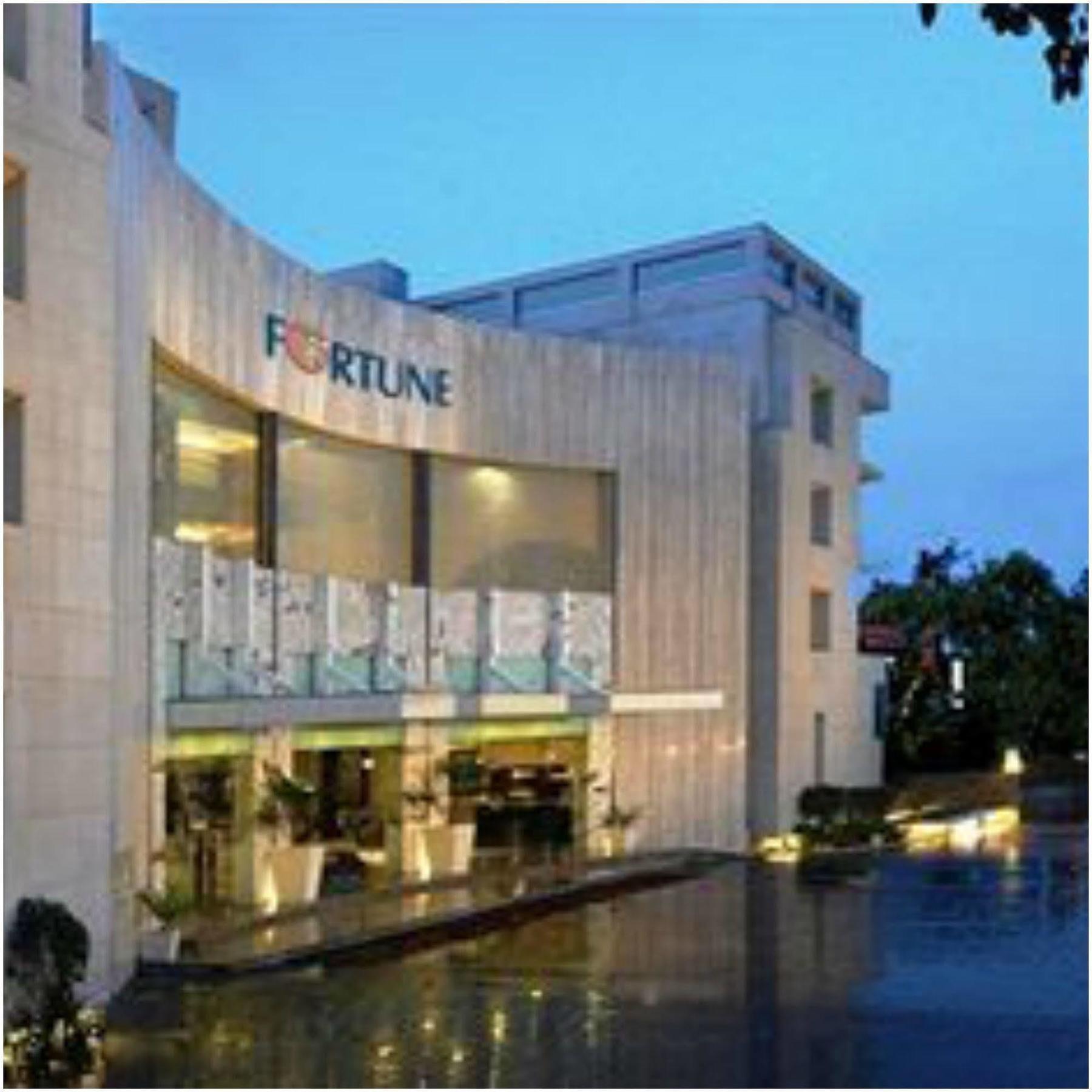Fortune Sector 27, Noida - Member Itc Hotels' Group Exterior foto